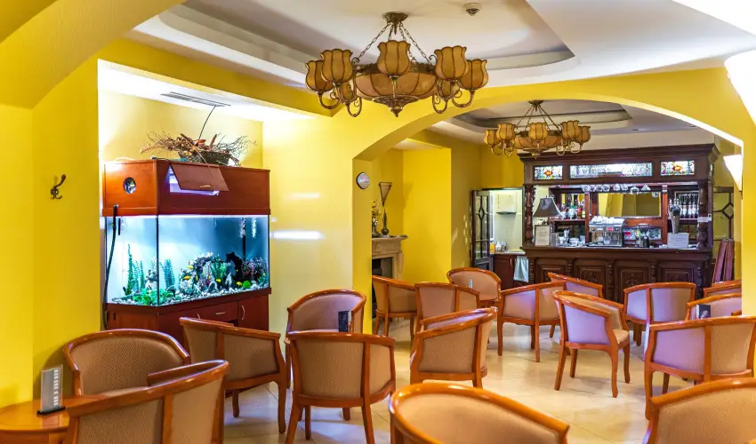 Hotel Bellevue Esztergom - M�jus 1.