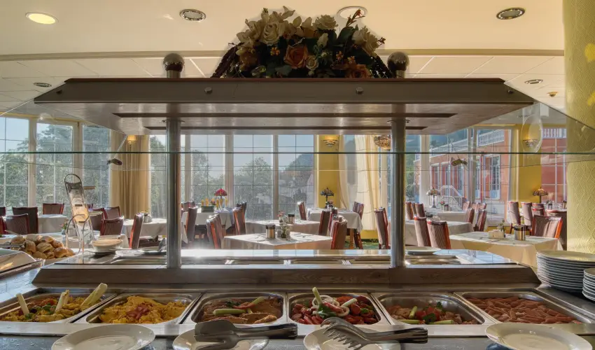 Hotel Bellevue Esztergom - M�jus 1.