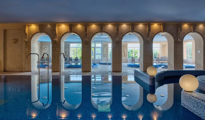 Hotel Bellevue Esztergom - M�jus 1.