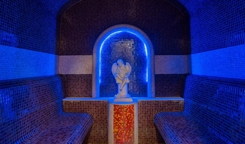 Hotel Bellevue Esztergom - M�jus 1.