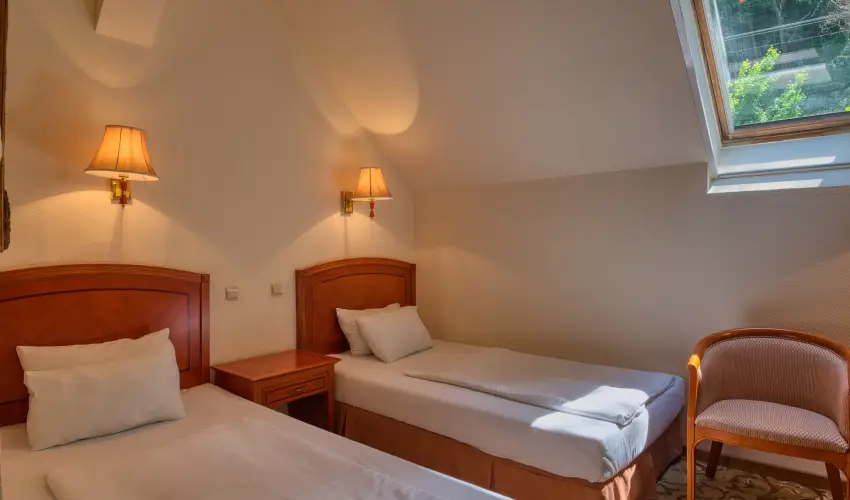 Hotel Bellevue Esztergom - M�jus 1.