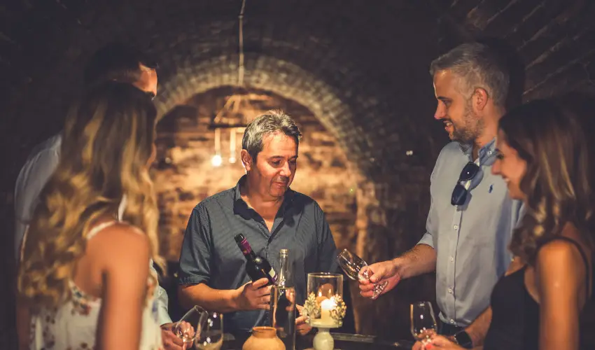 Hotel Cabernet Vill�nyk�vesd - M�jus 1. (min. 3 �j)