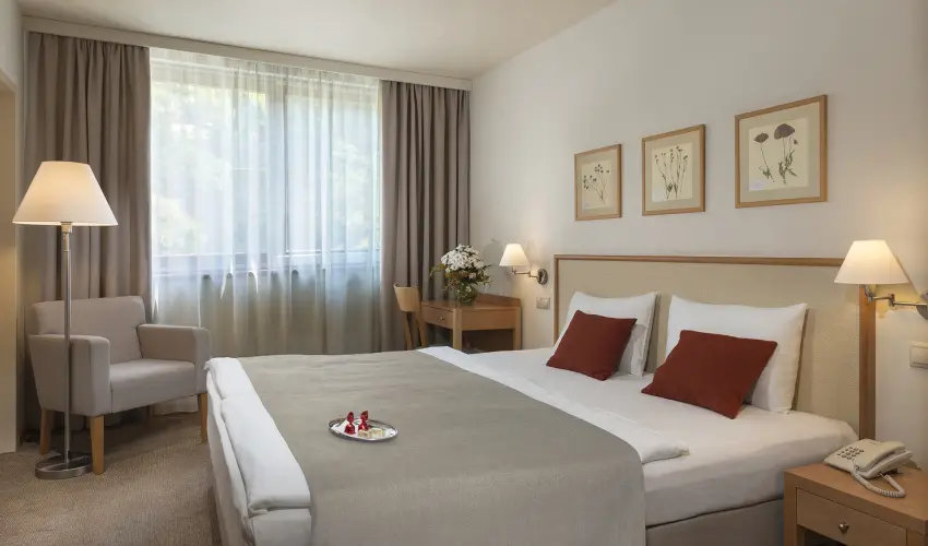 Hotel Castle Garden Budapest - Mjus 1. (min. 2 j)