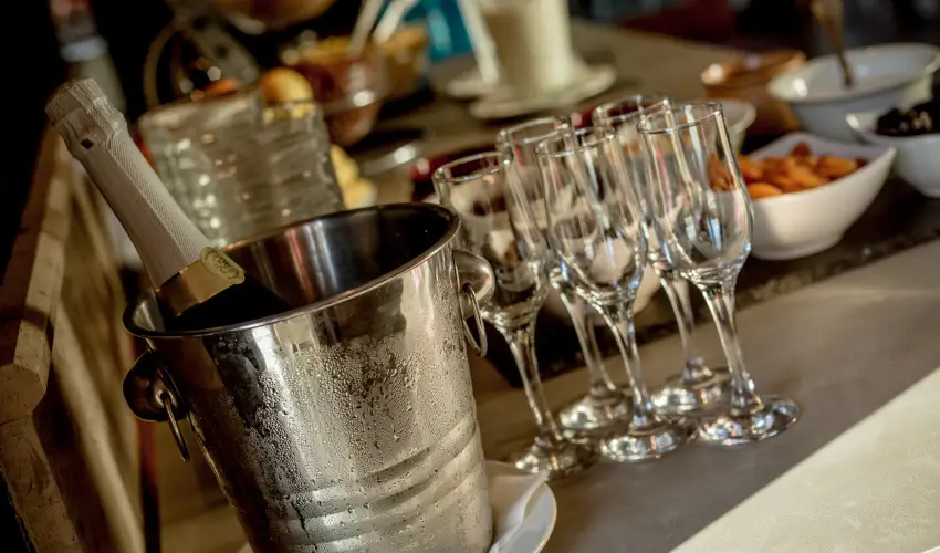 Hotel Castle Garden Budapest - Mjus 1. (min. 2 j)