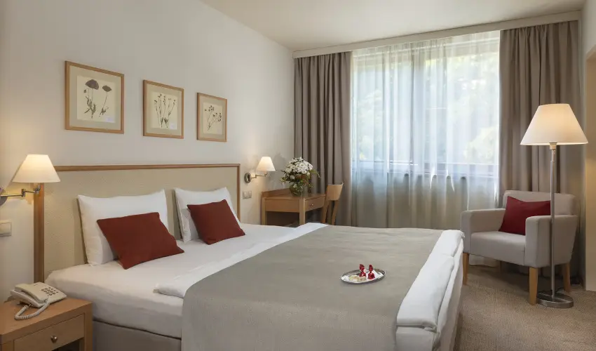 Hotel Castle Garden Budapest - Mjus 1. (min. 2 j)