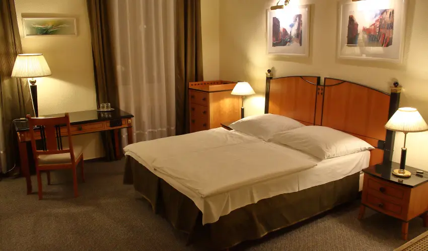 Hotel Centr�l Nagykanizsa - M�jus 1.