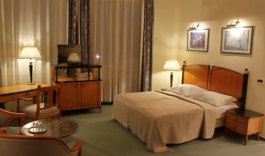 Hotel Centr�l Nagykanizsa - M�jus 1.