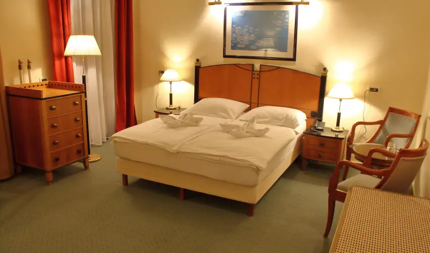 Hotel Centr�l Nagykanizsa - M�jus 1.