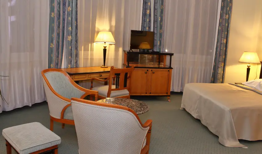 Hotel Centr�l Nagykanizsa - M�jus 1.