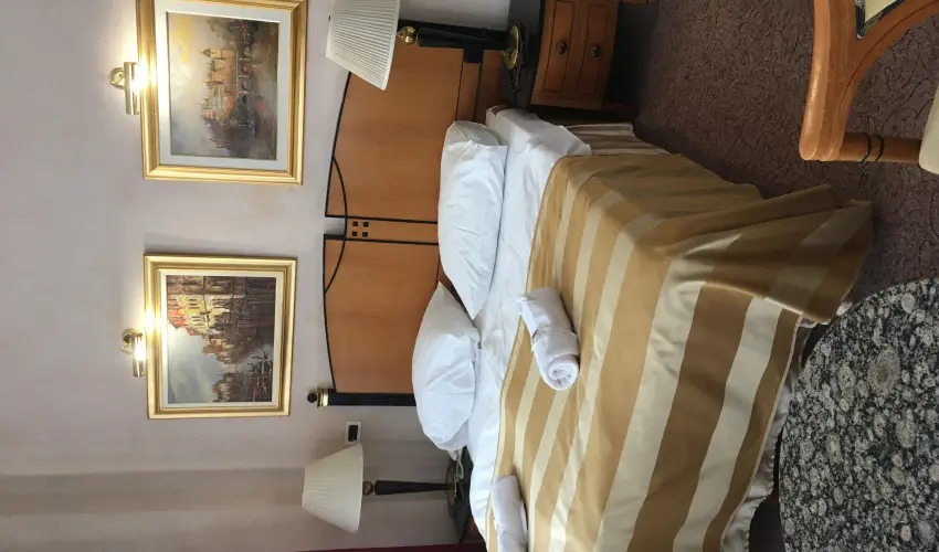 Hotel Centr�l Nagykanizsa - M�jus 1.