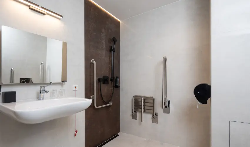 Hotel Energy & Business Center superior Paks - M�jus 1.