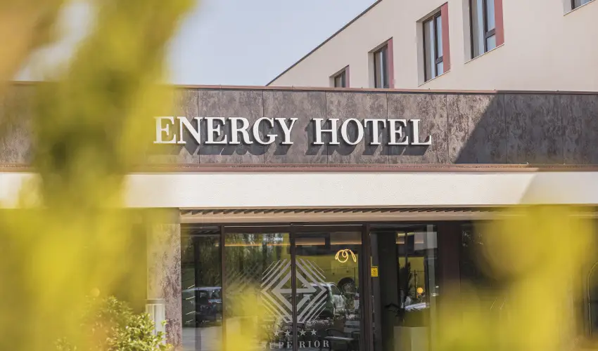 Hotel Energy & Business Center superior Paks - M�jus 1.