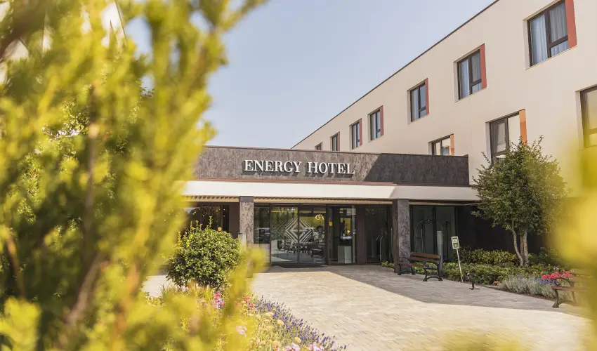 Hotel Energy & Business Center superior Paks - M�jus 1.