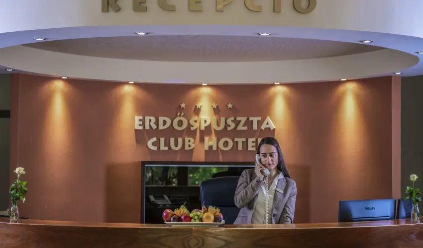 Erdspuszta Club Hotel Debrecen - Mjus 1. 