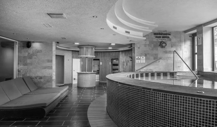 Erd�spuszta Club Hotel Debrecen - M�jus 1. 