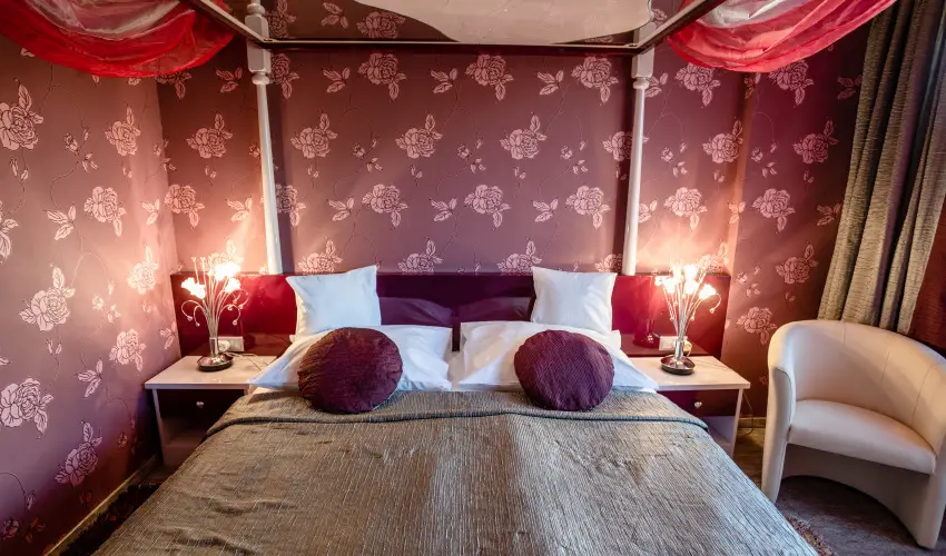 Hotel Erzsbet Hvz - Mjus 1.