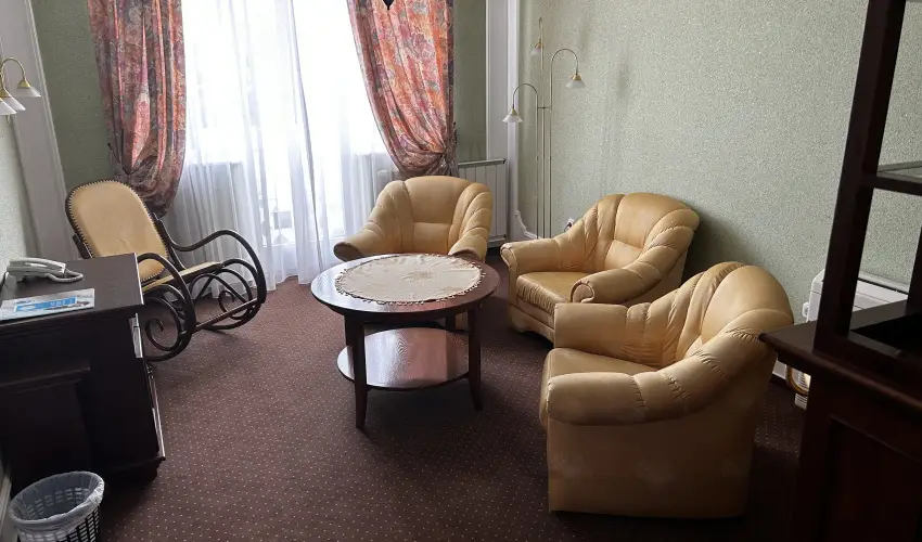 Hotel Erzsbet Hvz - Mjus 1.