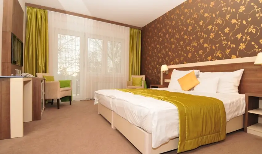 Hotel Eurpa Gunaras Dombvr - Mjus 1.