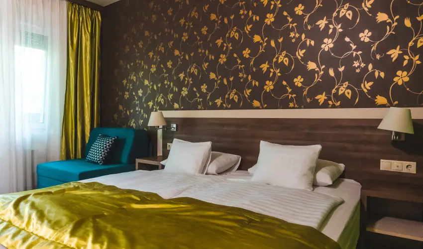 Hotel Eurpa Gunaras Dombvr - Mjus 1.