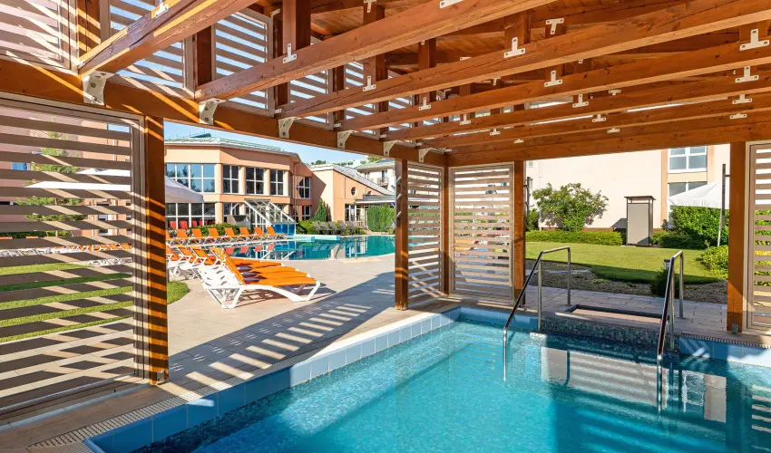 Hotel Eur�pa Fit H�v�z - M�jus 1. (min. 3 �j)