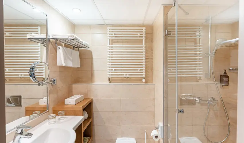 Hotel Eur�pa Fit H�v�z - M�jus 1. (min. 3 �j)