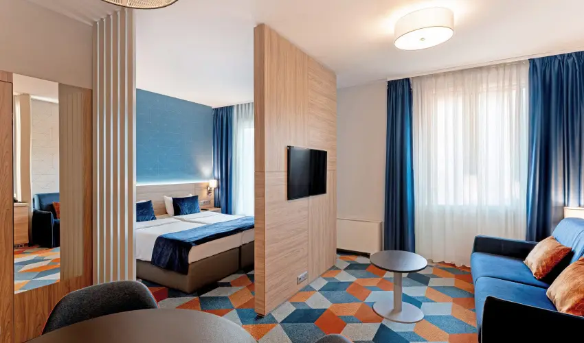 Hotel Eur�pa Fit H�v�z - M�jus 1. (min. 3 �j)