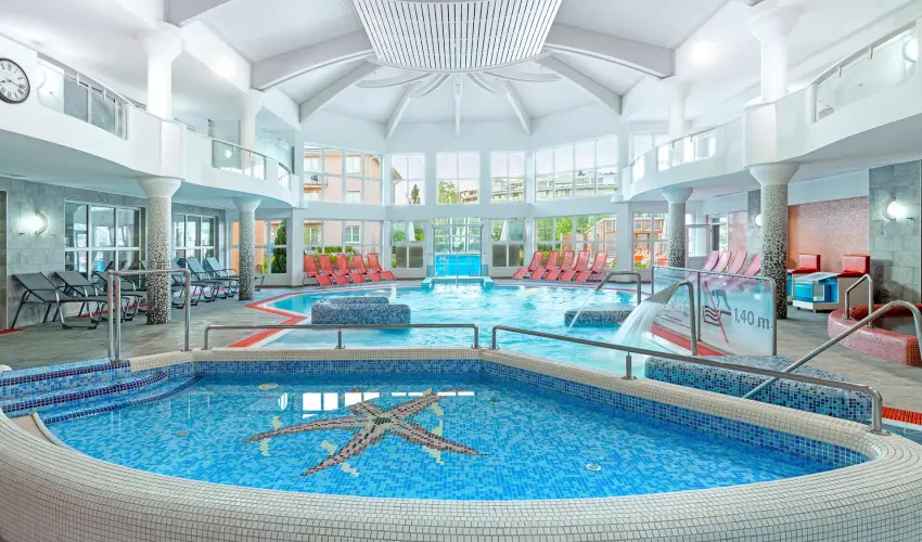 Hotel Eur�pa Fit H�v�z - M�jus 1. (min. 3 �j)