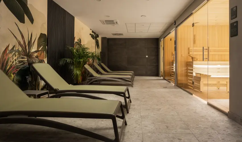 Hunguest Hotel Flra Eger - Mjus 1. hossz htvge (min. 3 j)