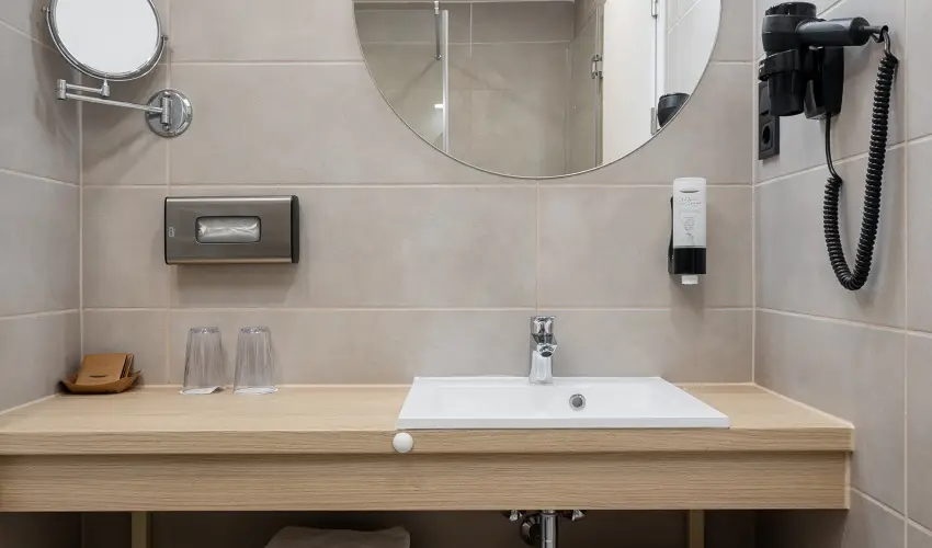 Hunguest Hotel Flra Eger - Mjus 1. hossz htvge (min. 3 j)