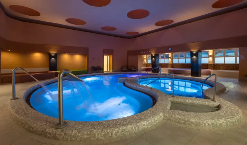 Hunguest Hotel Flra Eger - Mjus 1. hossz htvge (min. 3 j)