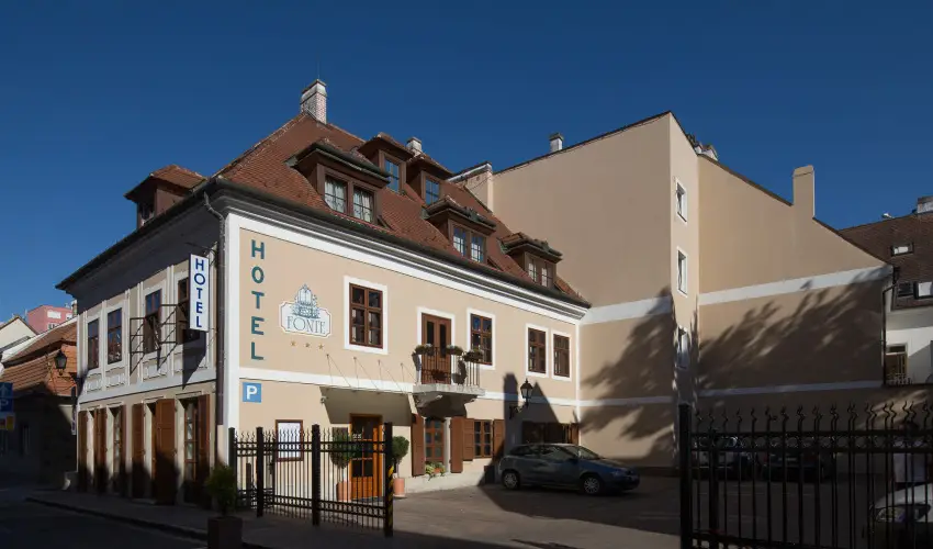 Hotel Fonte Győr - Május 1.