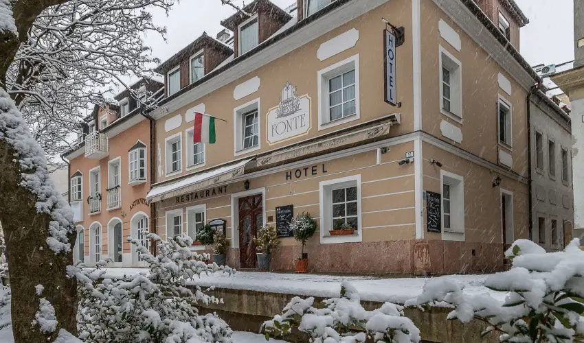 Hotel Fonte Győr - Május 1.