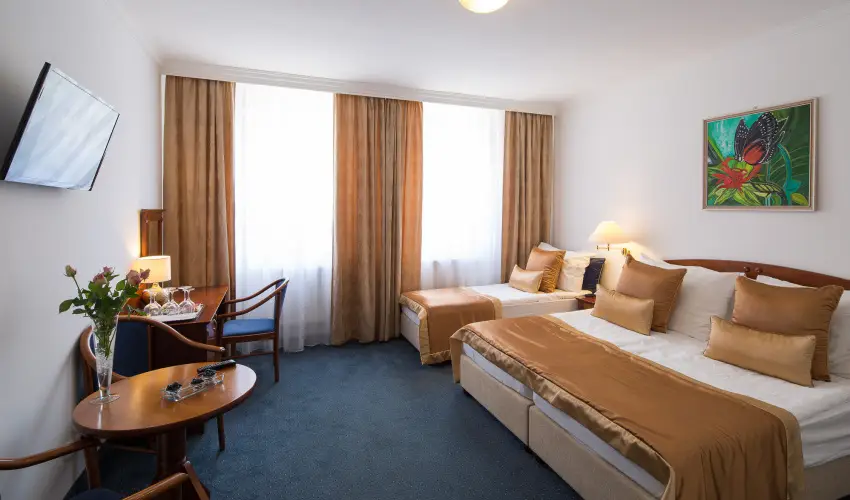 Hotel Fonte Győr - Május 1.