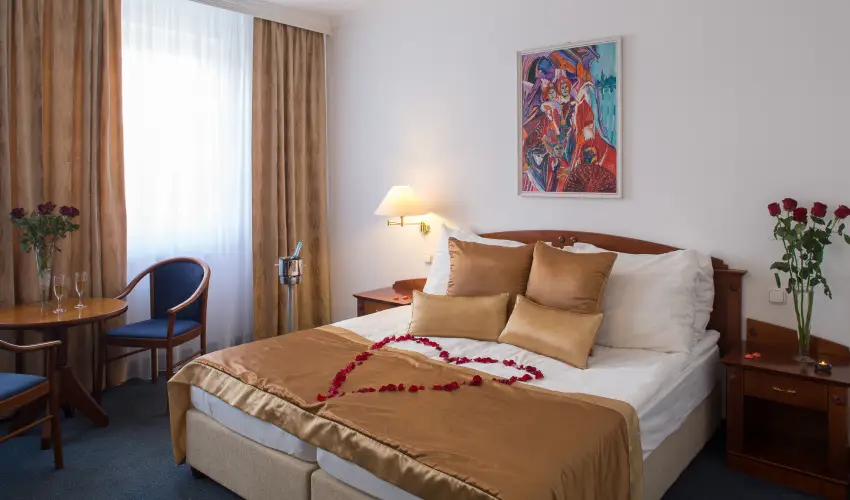 Hotel Fonte Győr - Május 1.