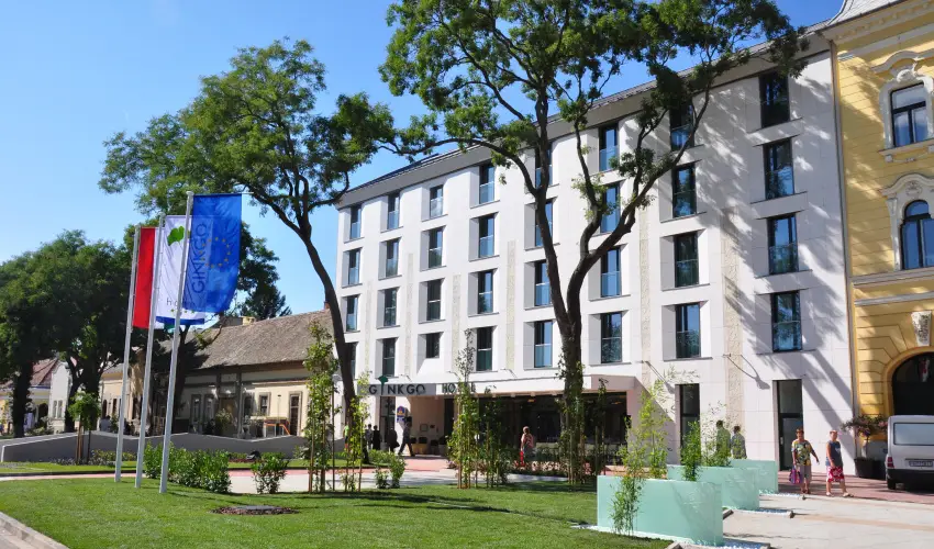 Hotel Ginkgo Hdmezvsrhely - Mjus 1. 