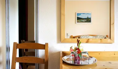 Hajnal Hotel Mez�k�vesd