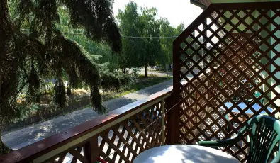 Hajnal Hotel Mez�k�vesd