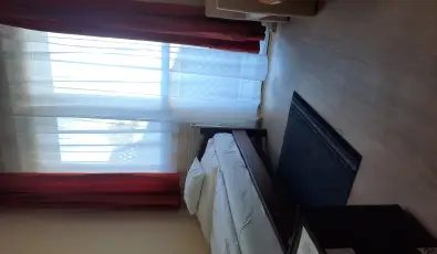 Hajnal Hotel Mez�k�vesd