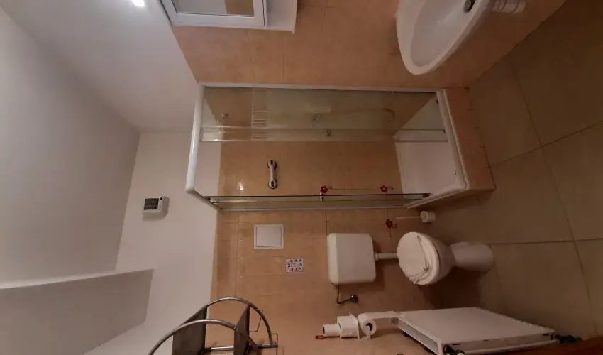 Hajnal Hotel Mez�k�vesd - M�jus 1. (min. 2 �j)