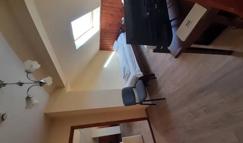 Hajnal Hotel Mez�k�vesd - M�jus 1. (min. 2 �j)