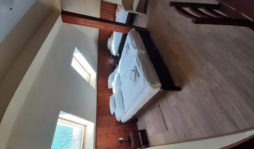 Hajnal Hotel Mez�k�vesd - M�jus 1. (min. 2 �j)