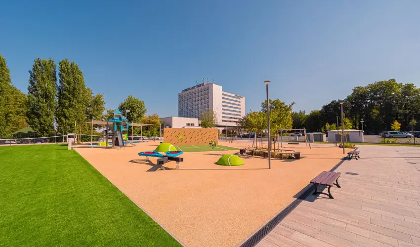 Hotel Helikon Keszthely - Mjus 1.