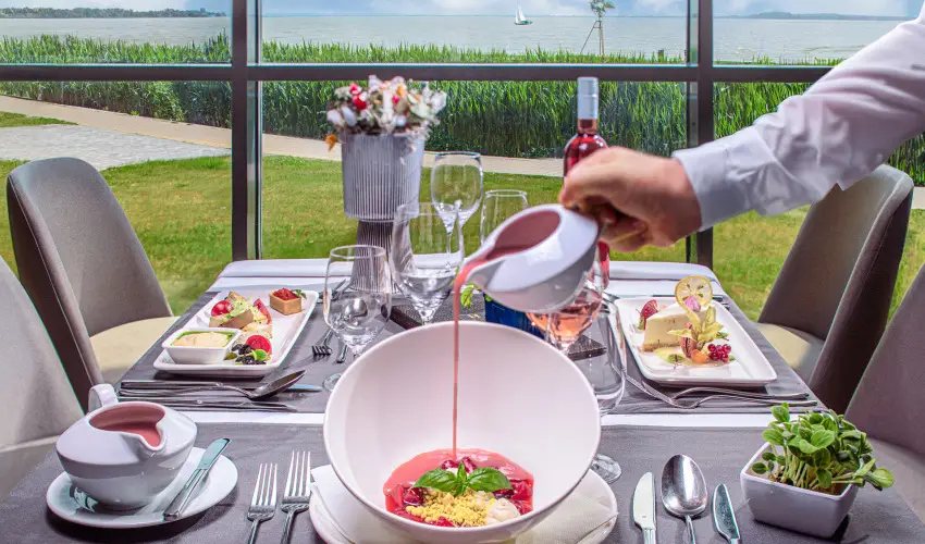 Hotel Helikon Keszthely - Mjus 1.