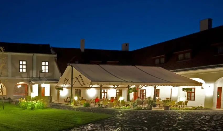 Hotel Historia & Historante Veszprm - Mjus 1. (min. 2 j)