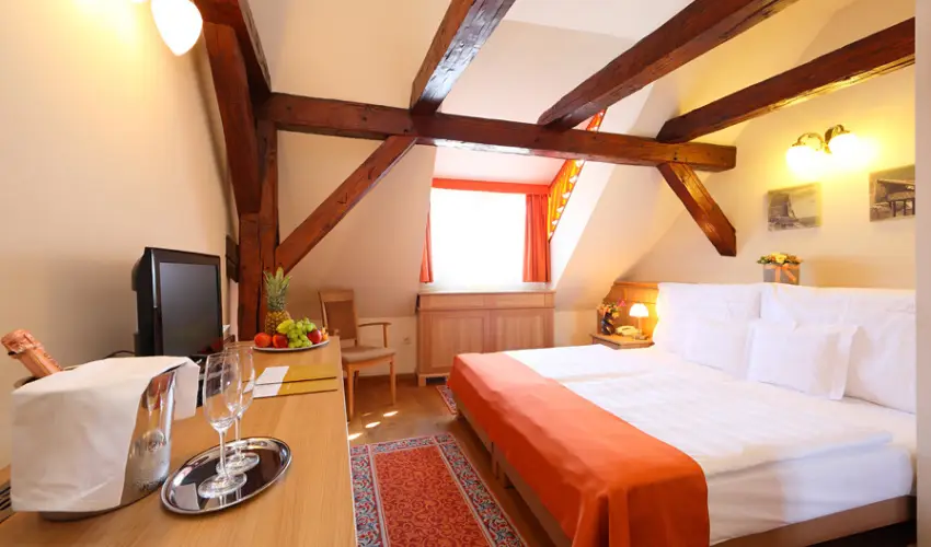 Hotel Historia & Historante Veszprm - Mjus 1. (min. 2 j)