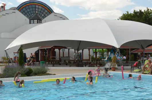 Hforrs Hotel s dlpark - Mjus 1. (min. 2 j)