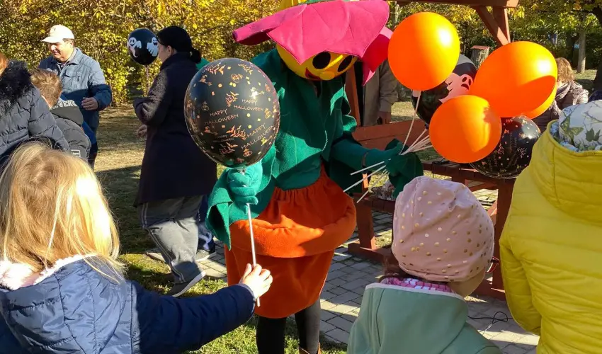 Hforrs Hotel s dlpark Gyula - Mjus 1.