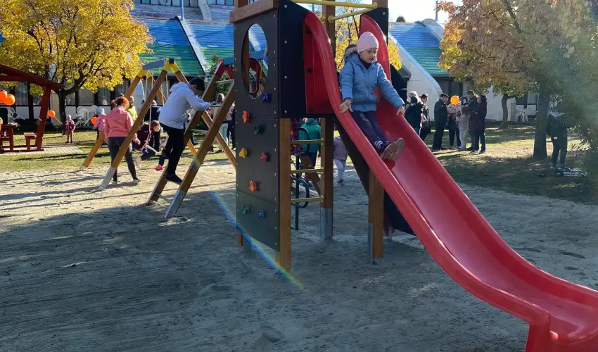 Hforrs Hotel s dlpark Gyula - Mjus 1.