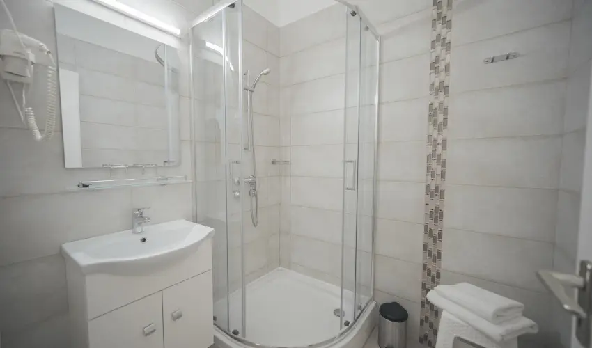 Hforrs Hotel s dlpark Gyula - Mjus 1.