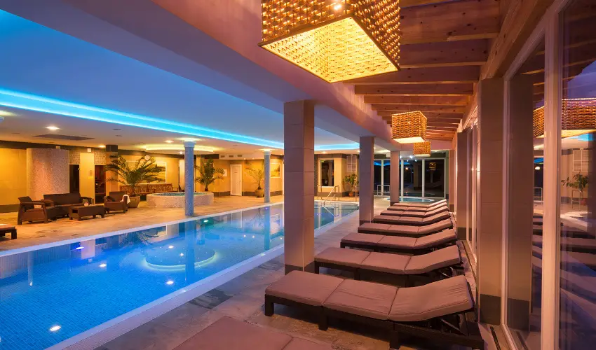 Hotel Honti Wellness s Konferencia Szlloda Visegrd - Mjus 1. (min. 2 j)